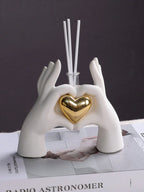 Elegant Beeld- Amour Sculpture