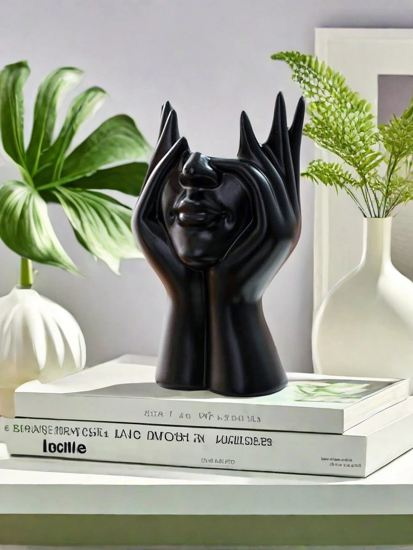 Chique Vrouwelijk Gezicht - Feminine Joy